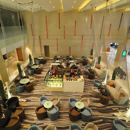 Holiday Inn Qingdao City Center, An Ihg Hotel - May 4Th Square Wnętrze zdjęcie