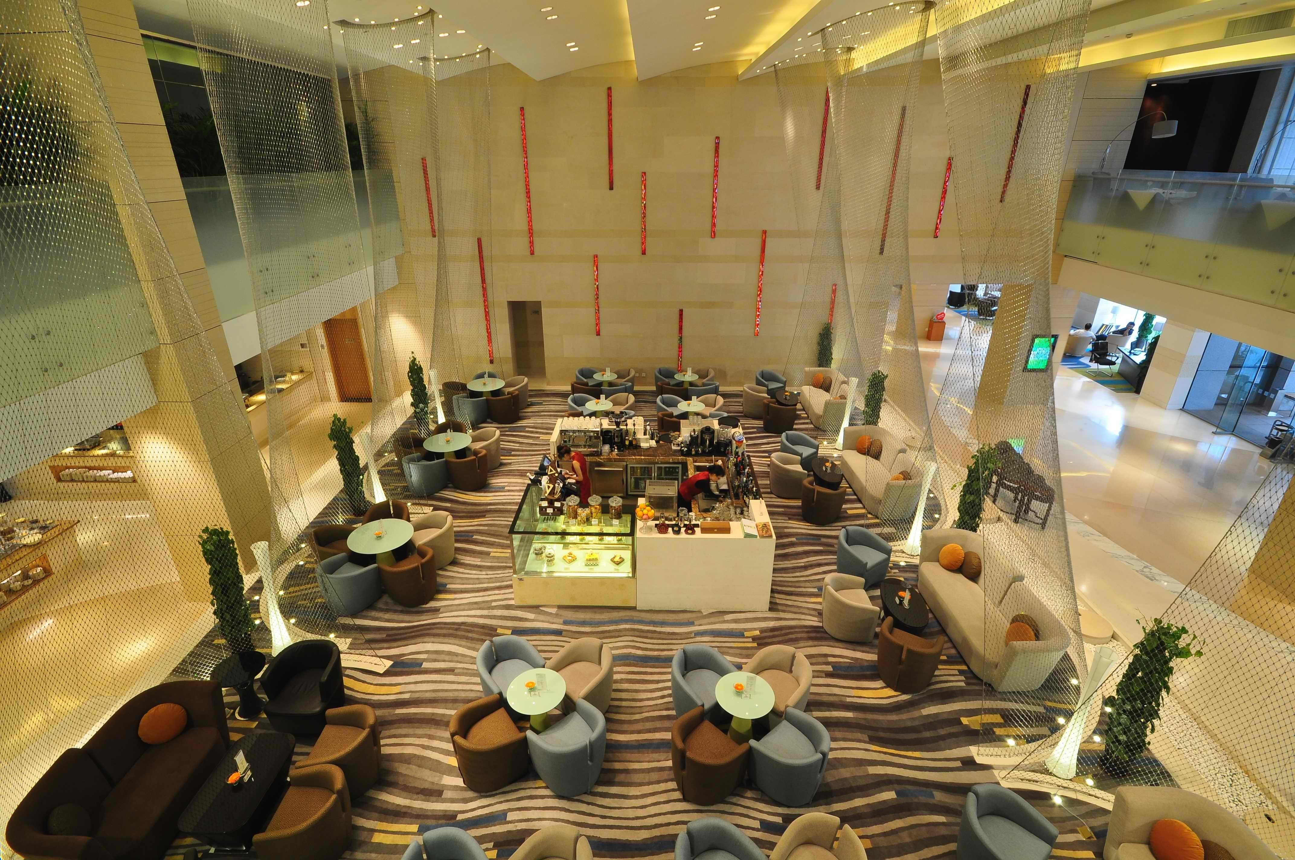 Holiday Inn Qingdao City Center, An Ihg Hotel - May 4Th Square Wnętrze zdjęcie